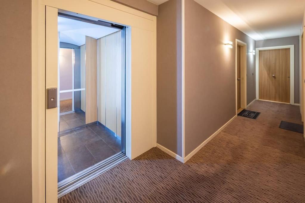 Apartamento L'Excellence-8Min Aeroport-Terrasse-Parking Prive Lingolsheim Exterior foto
